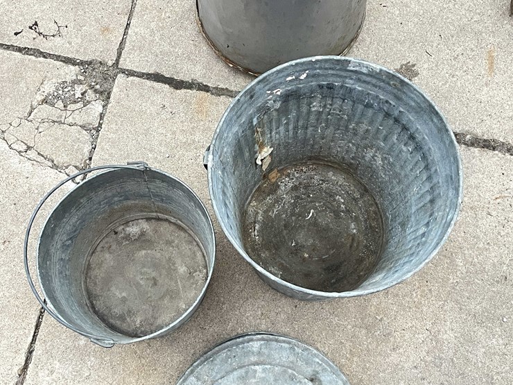 #7018-•-milk-can,-watering-can,-and-galvanized-bucket-(o3)-image-13