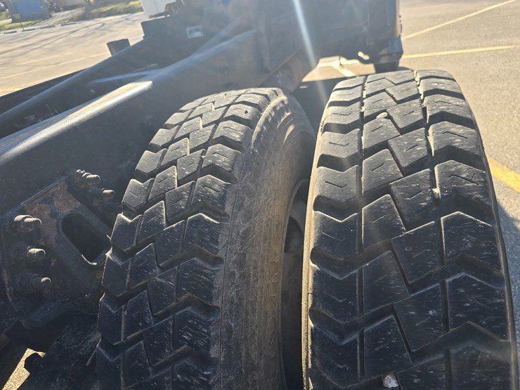 2000-sterling-l9500-image-44