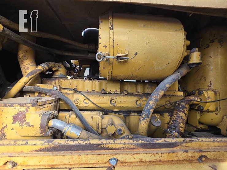 1982-caterpillar-d6d-image-24