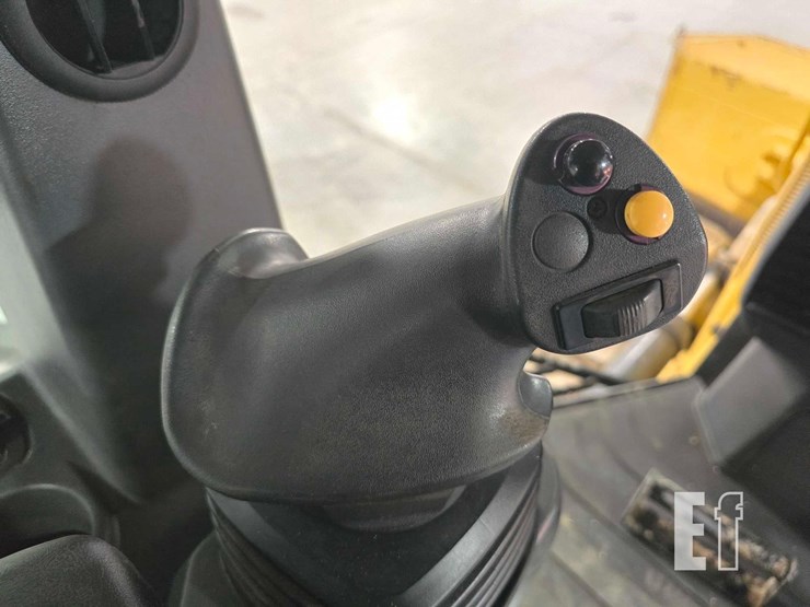 2022-caterpillar-d3-image-19