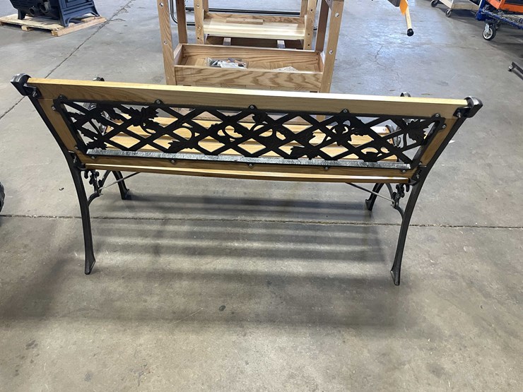 #7006-•-4'-decorative-cast-iron-park-bench-(d)-image-6