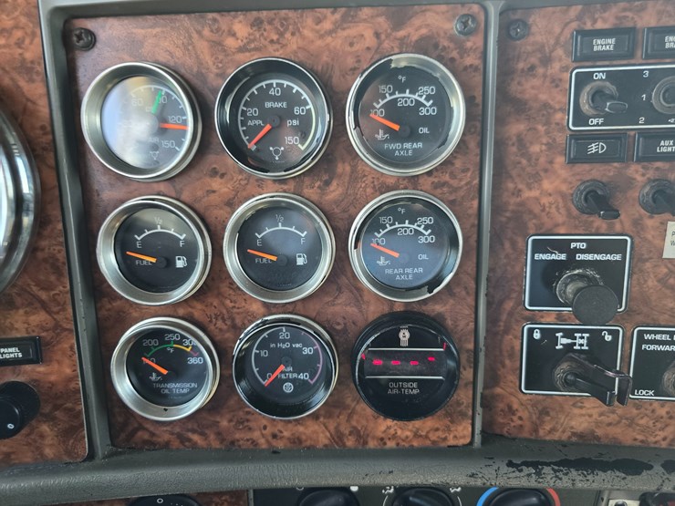 #21305-•-2003-kenworth-dump-truck-image-162