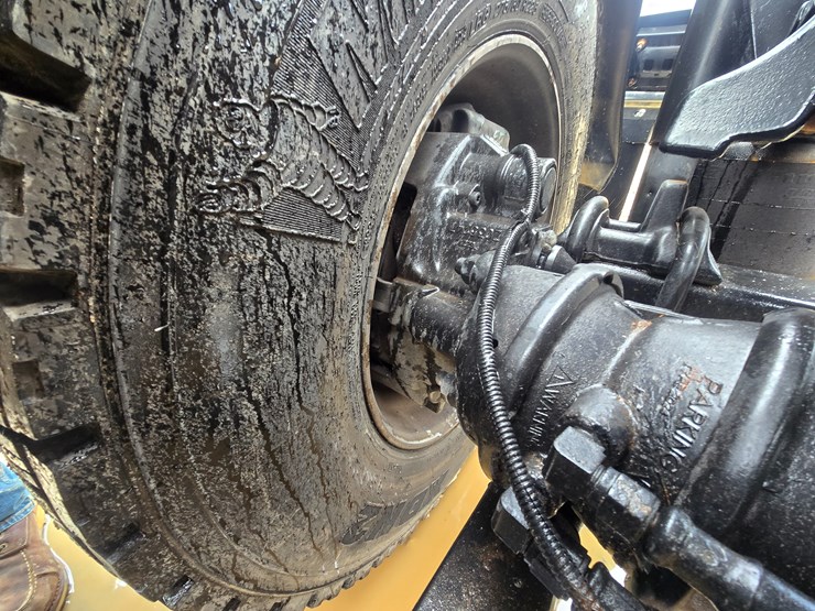 2017-western-star-5700xe-image-116