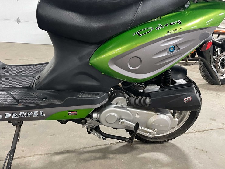 #1468-•-2011-taizhou-moped-(has-wi-title)-(d)-image-22