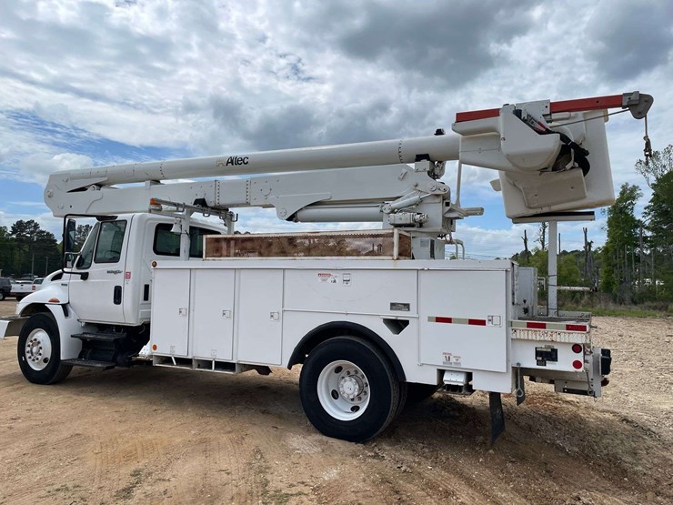 2008-international-durastar-4300-image-2