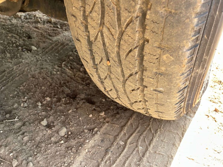 2011-ford-f150-image-23