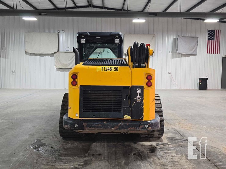 2021-jcb-3ts-8t-image-8