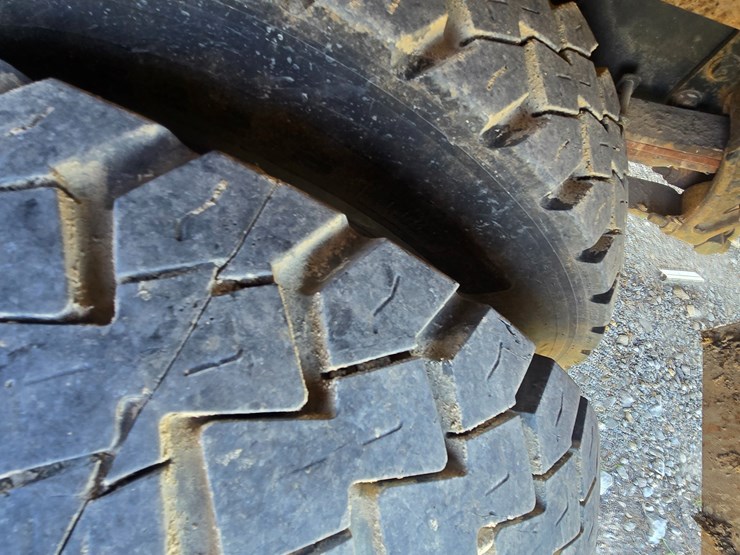 2007-international-durastar-4300-image-78