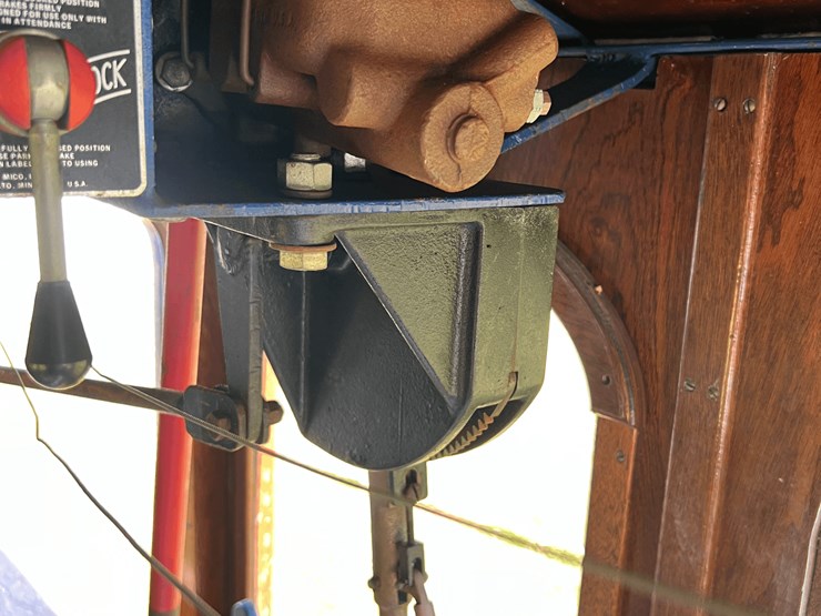 frick-steam-locomotive-with-track-image-119