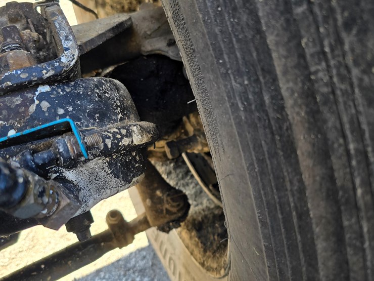 2001-mack-rd688s-image-38