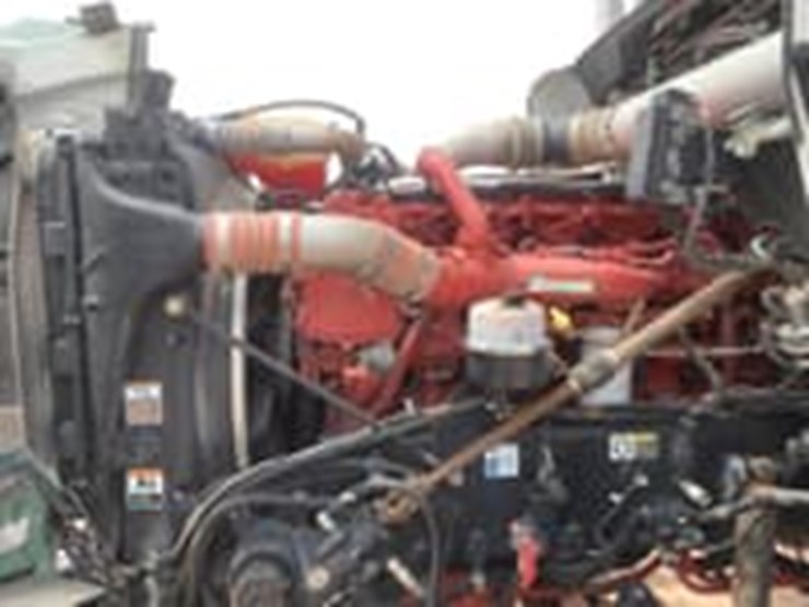 2013-kenworth-t800-image-17