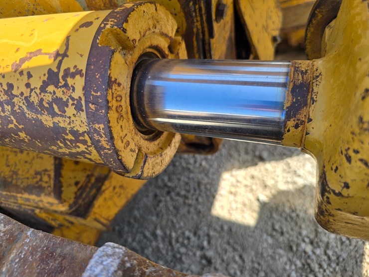 1996-caterpillar-953c-image-34