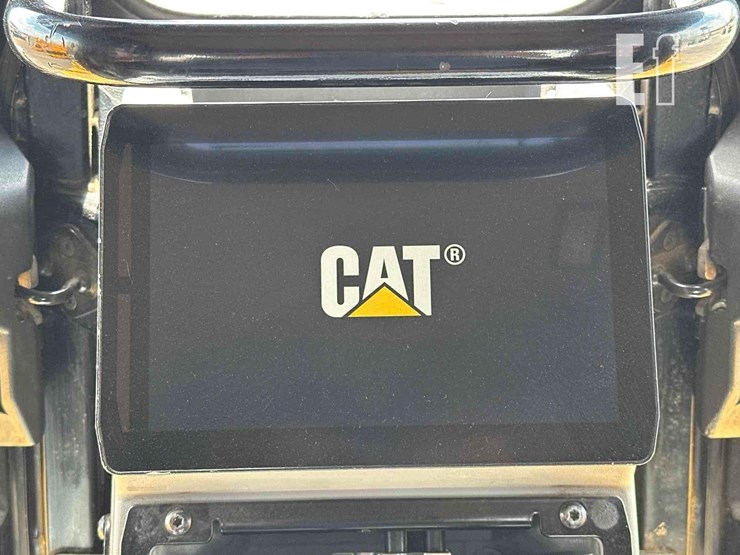 2020-caterpillar-d6-xe-lgp-image-20