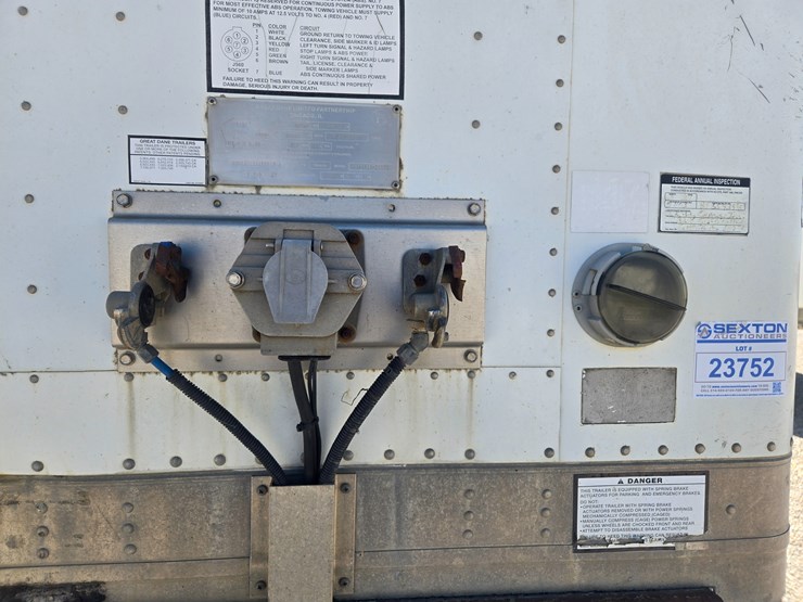 2011-great-dane-van-trailer-image-32