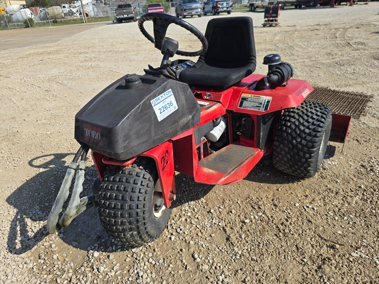 #22636-•-toro-sand-pro-5000-image-1