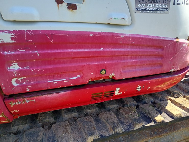 2011-takeuchi-tb285-image-96