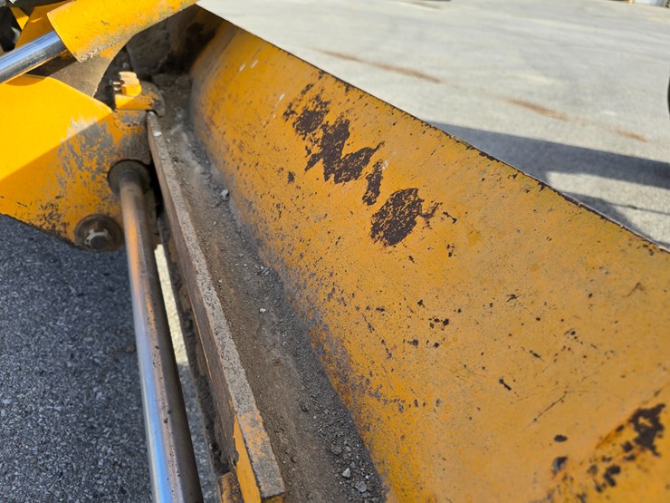 1971-deere-570a-image-31