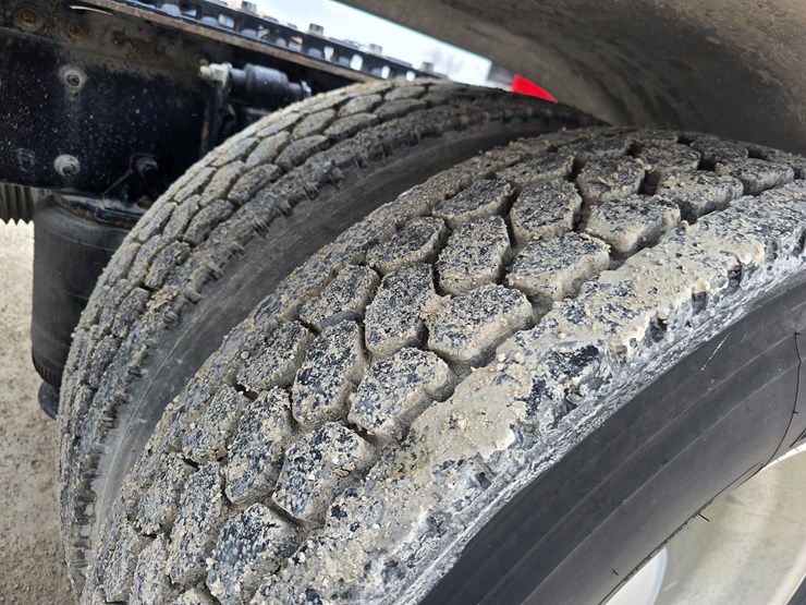 #22592-•-2019-mack-anthem-sleeper-truck-image-76