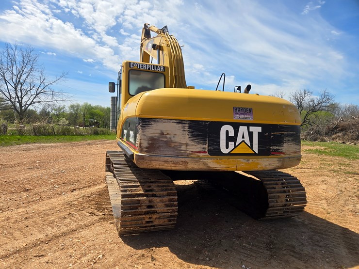 2003-caterpillar-320c-image-17