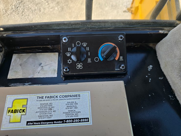 1996-caterpillar-953c-image-109