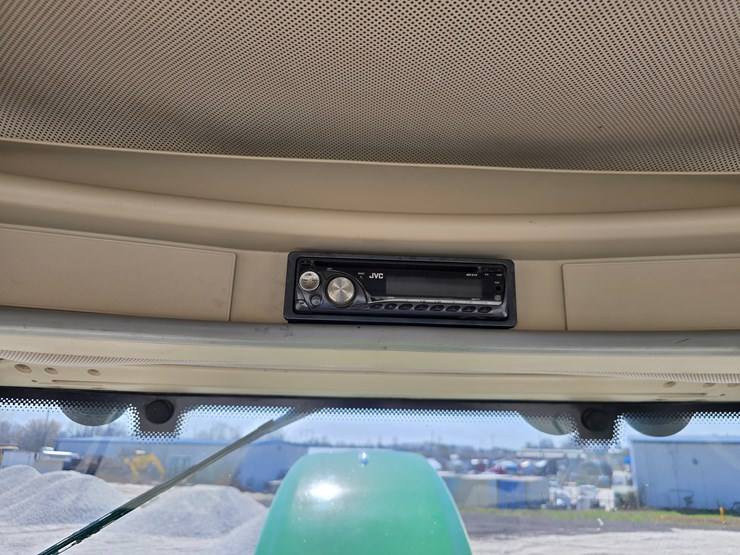 2002-john-deere-6220-image-61