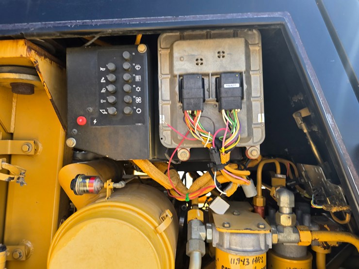 1996-caterpillar-953c-image-95