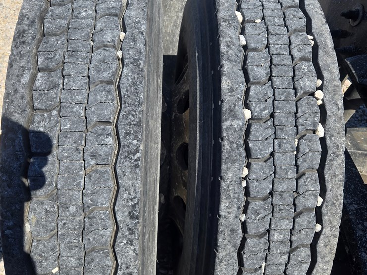 2016-peterbilt-579-image-78