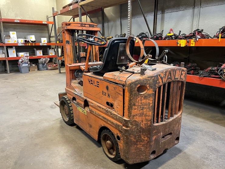 #1466-•-yale-5000-lb-lift-capacity-forklift-(pr4)-image-7