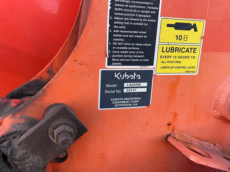 2016-kubota-m6-131-image-51