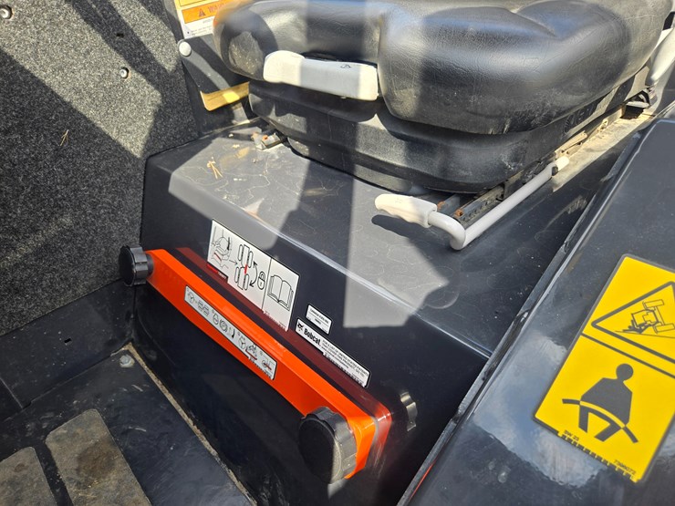 2023-bobcat-l28-image-34