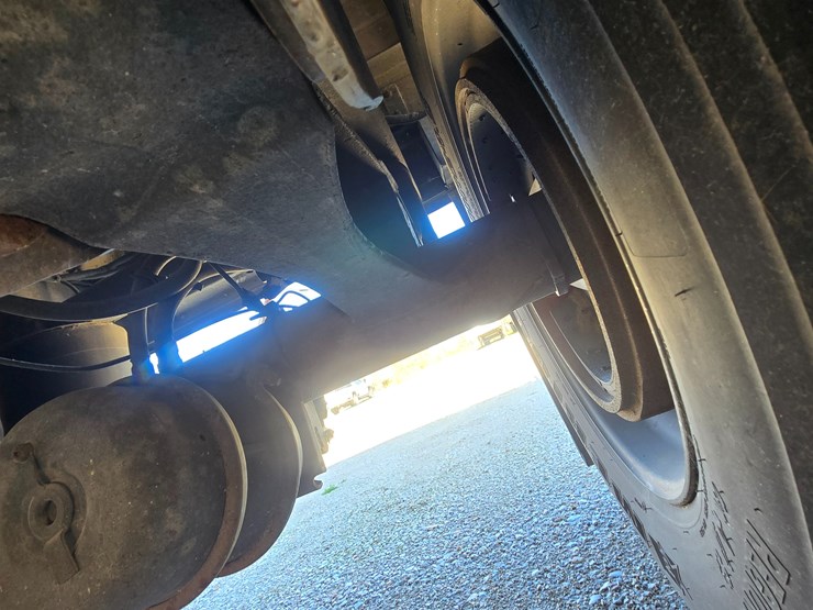 2010-timpte-hopper-bottom-image-39