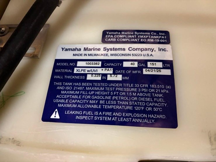 2025-g3-suncatcher-select-20rc-pontoon-image-37