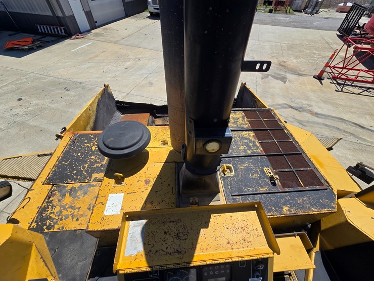 2006-caterpillar-ap-1000d-image-110