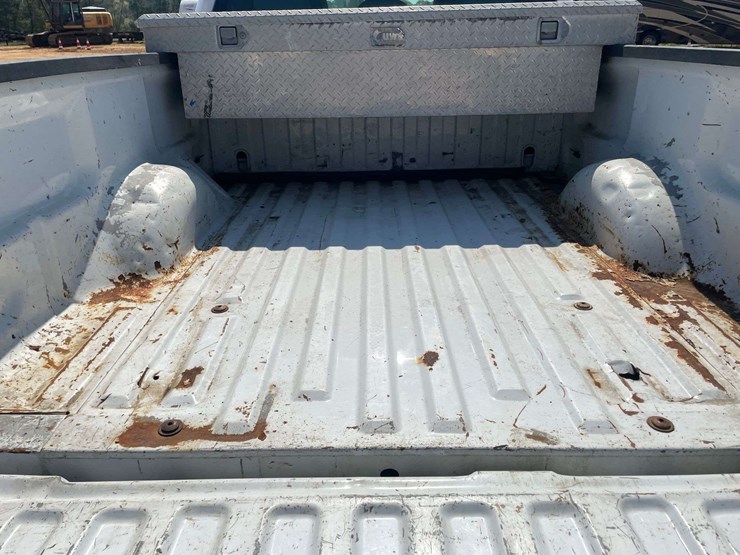 2011-ford-f150-image-15