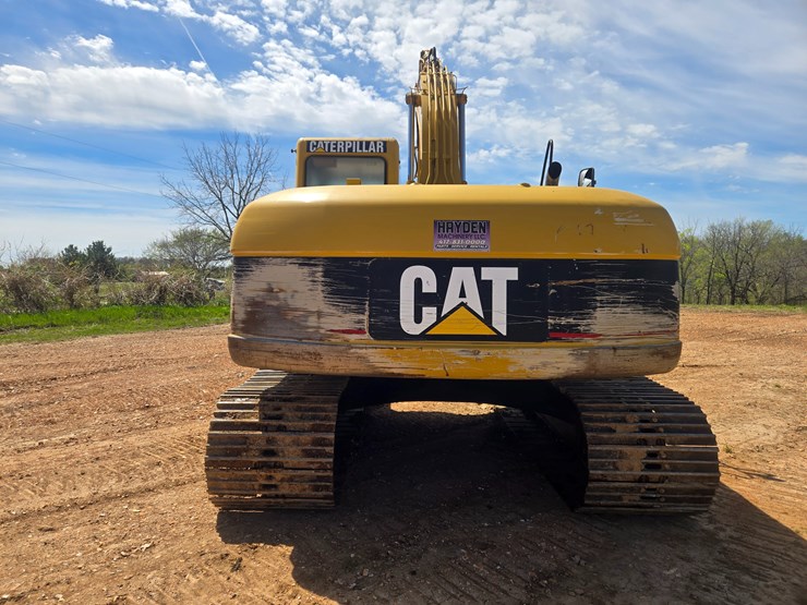 2003-caterpillar-320c-image-18