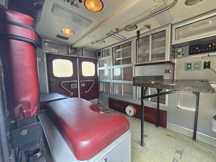 2000-ford-2000-image-48