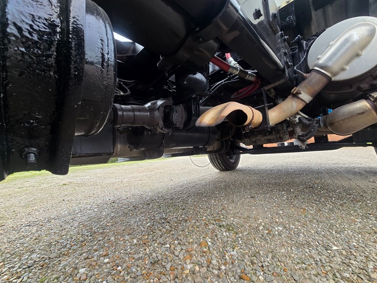 2012-freightliner-m2-106-image-97