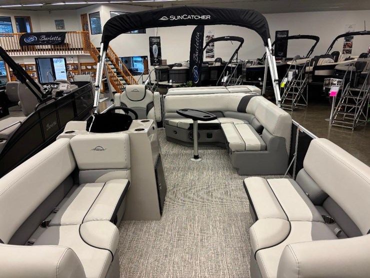 2025-g3-suncatcher-select-18c-pontoon-image-9