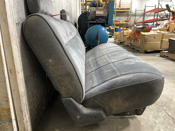 #2486-•-bench-seat-(f)-image-7