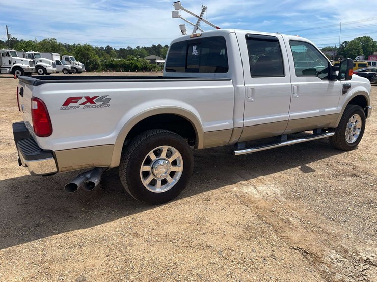 2010-ford-f250-image-3
