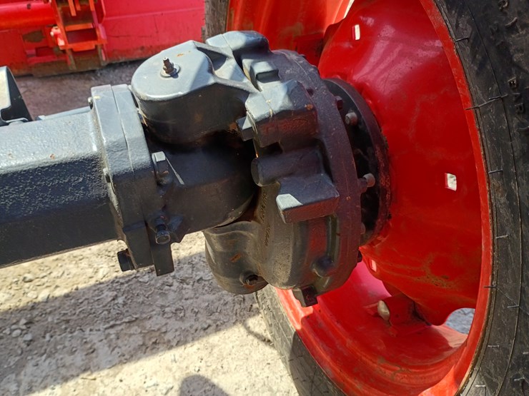 2019-kubota-m7060-image-58