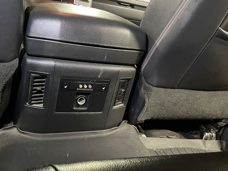 2012-dodge-3500-image-53