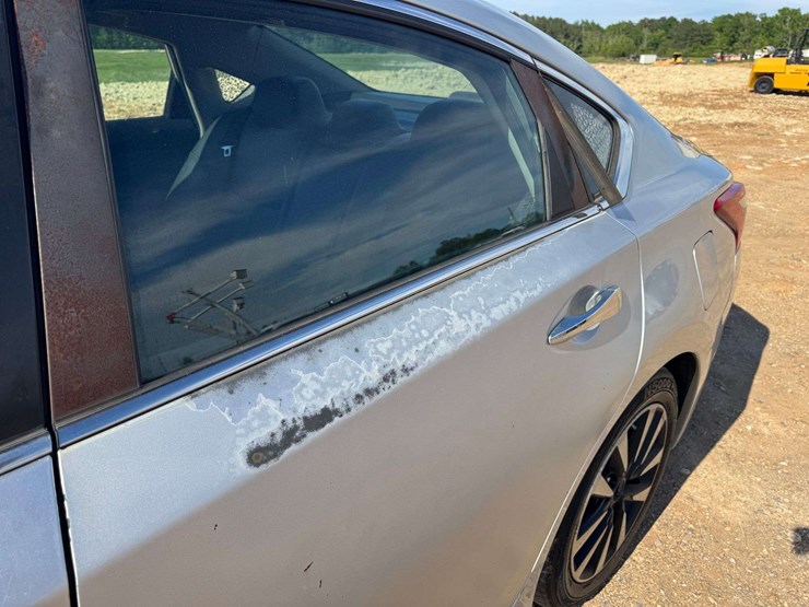 2018-nissan-altima-sl-4-door-sedan-(193,505-miles)-image-28