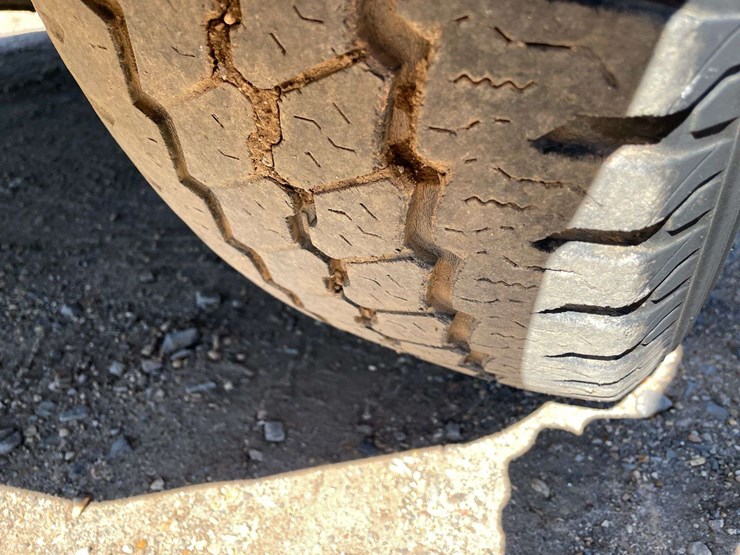 2019-chevrolet-silverado-1500-image-20