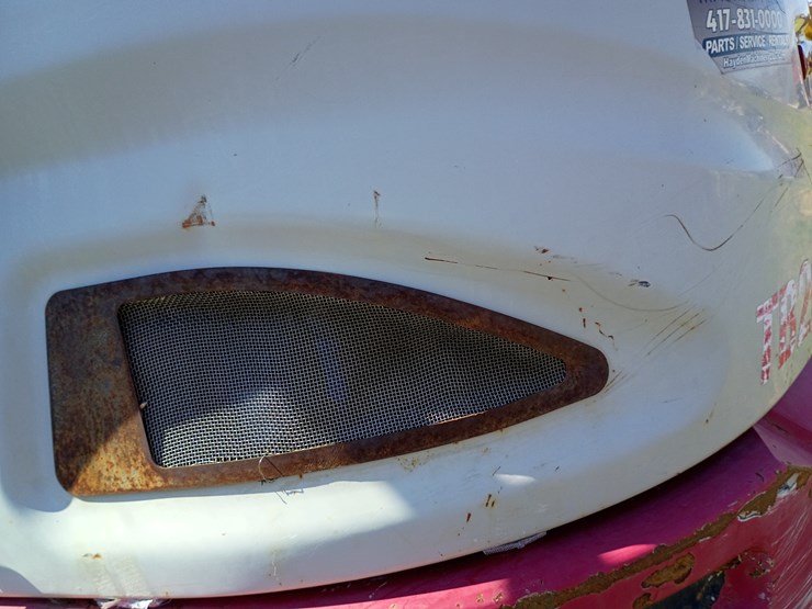 2011-takeuchi-tb285-image-89