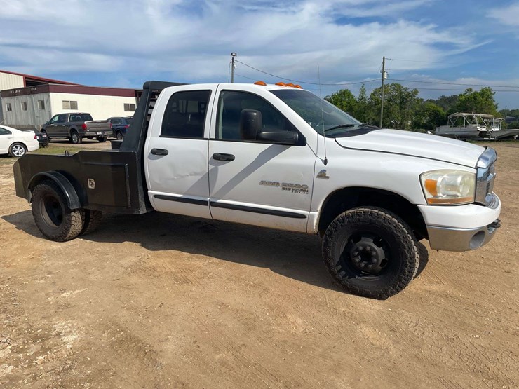 2006-dodge-ram-3500-image-4