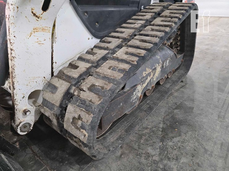 2020-bobcat-t76-image-27