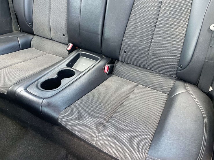 2012-hyundai-veloster-2-door-hatchback-(138,741-miles)-image-14