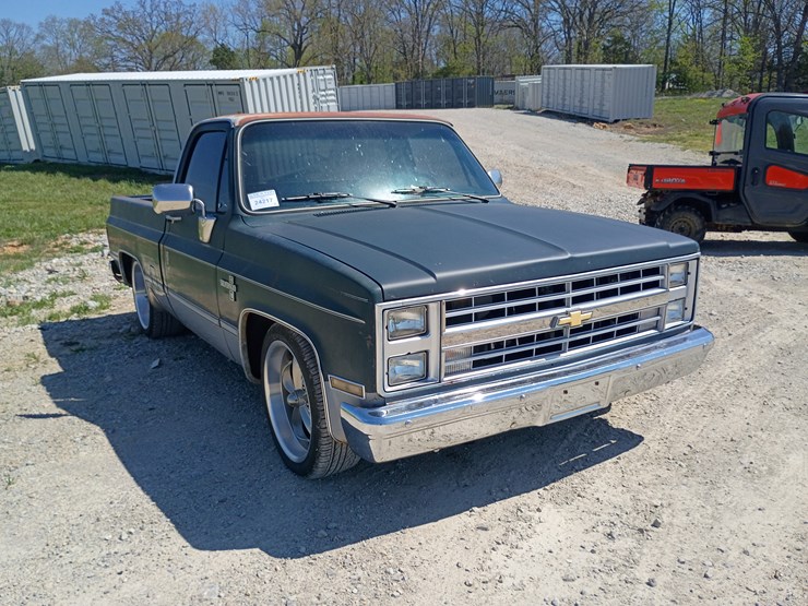 1982-chevrolet-c10-image-13