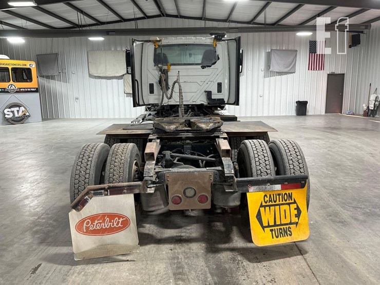 2017-international-prostar-image-8